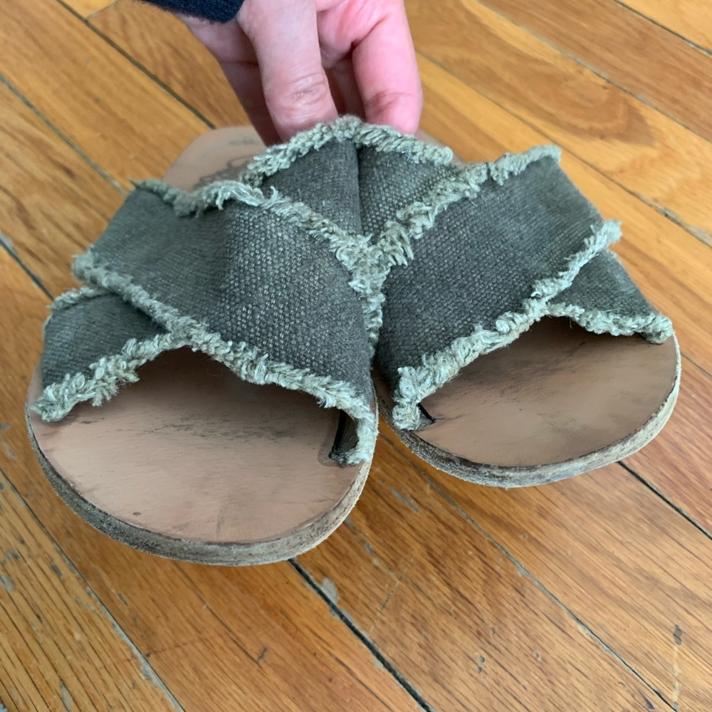Ancient Greek sandals slip ons - Picture 10 of 11